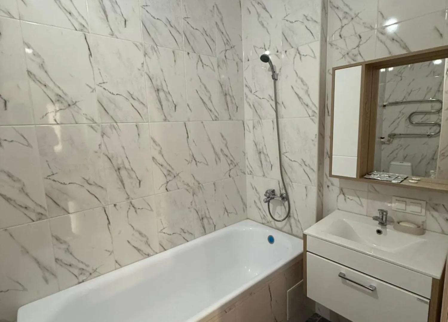 2 Комнатная Уютная Квартира Almaty Apartment